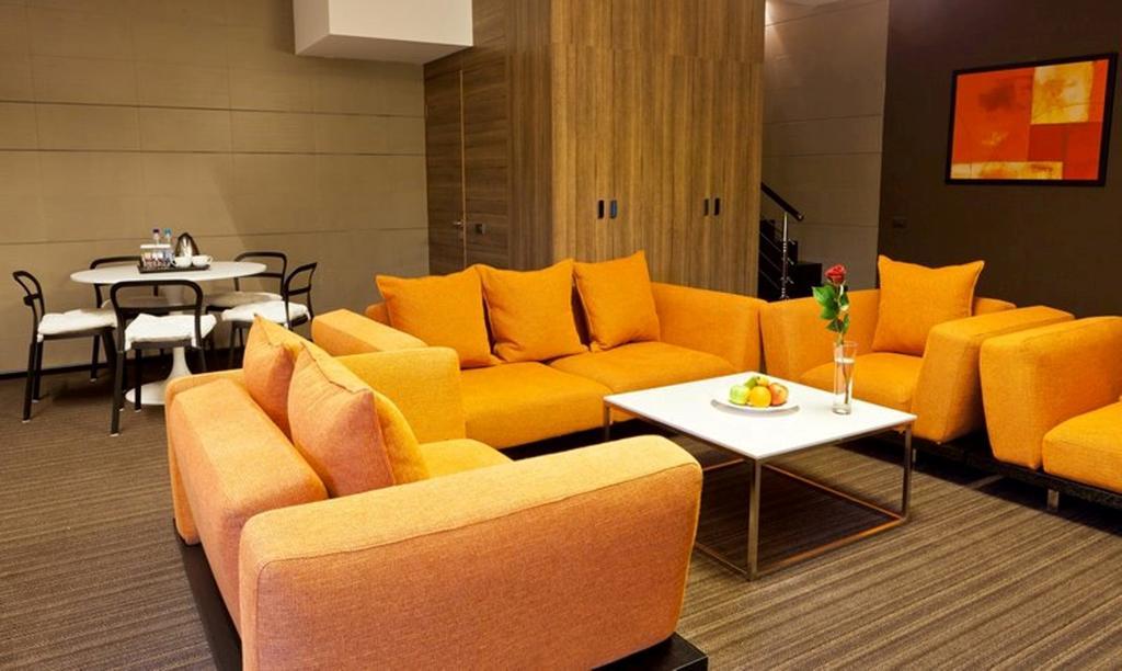 Ramada Hotel And Suites Baku Exterior photo