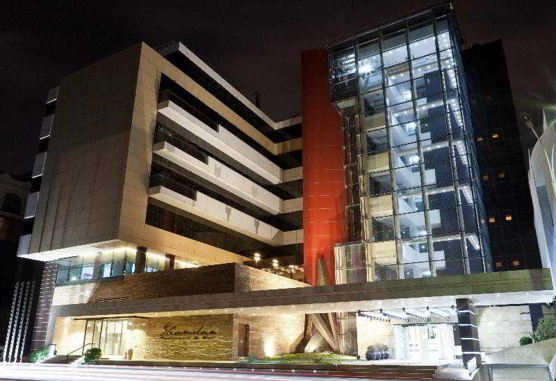 Ramada Hotel And Suites Baku Exterior photo